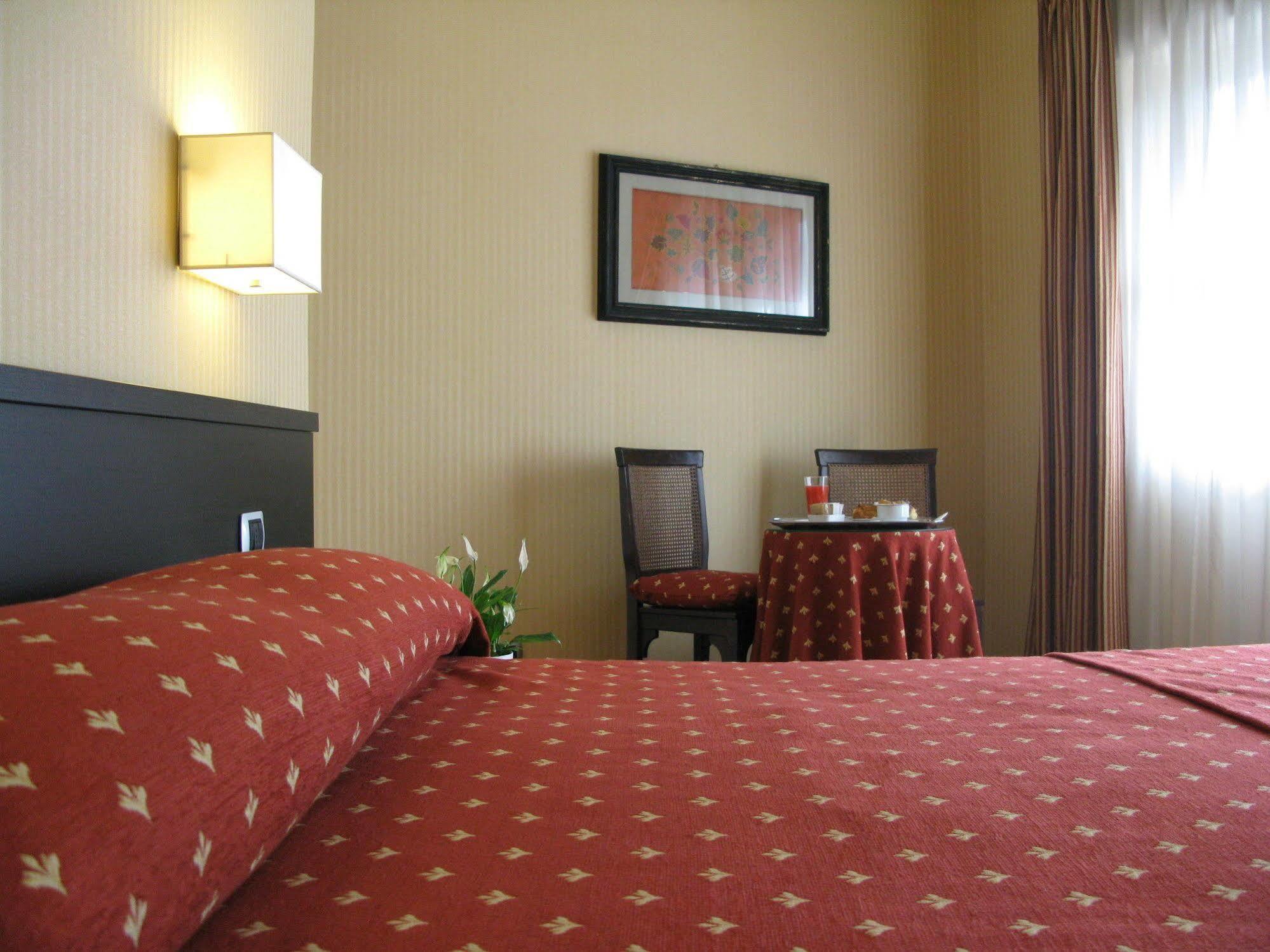 York Hotel Rome Buitenkant foto